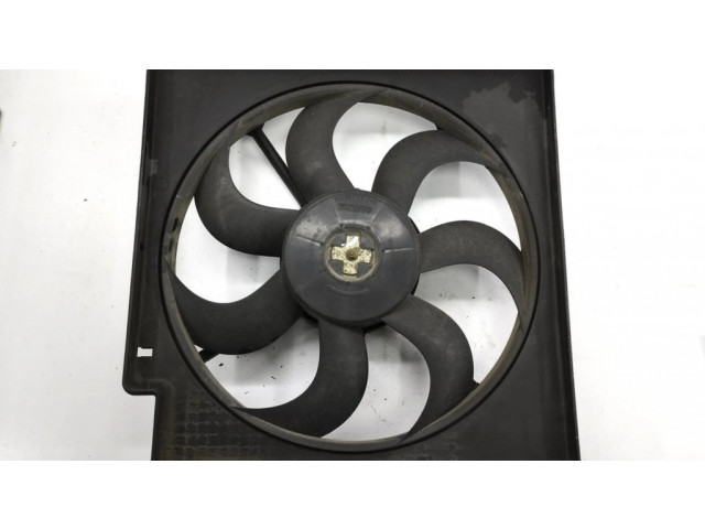 Вентилятор радиатора 266509 KIA Carens I 2.0