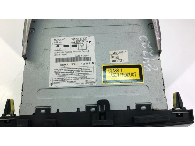 Радио/ проигрыватель CD/DVD / навигация