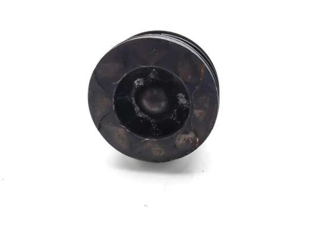 Píst YLF6   Ford Transit Custom    YLF6 