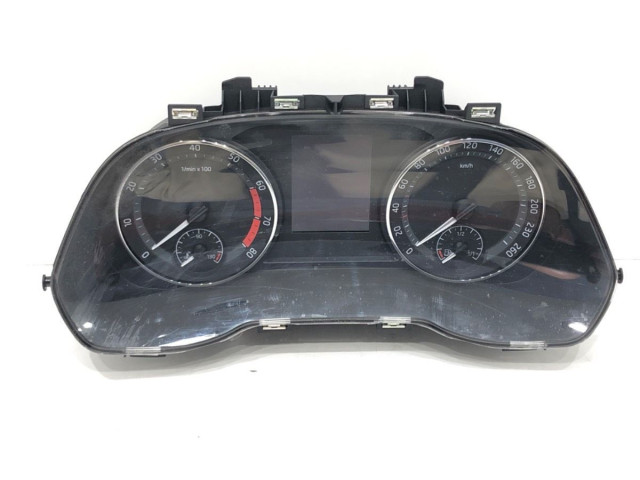 Панель приборов 5E3920740B   Skoda Octavia Mk4       