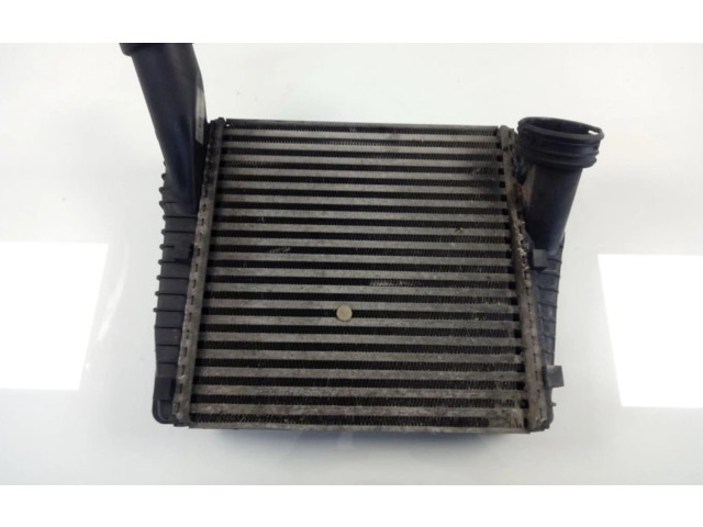 Интеркулер 7L0145803A Porsche Cayenne (9PA)