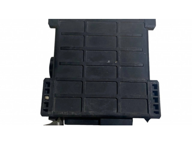 Řídící jednotka 0025453632, 0280800100 Mercedes-Benz 190 W201 1990