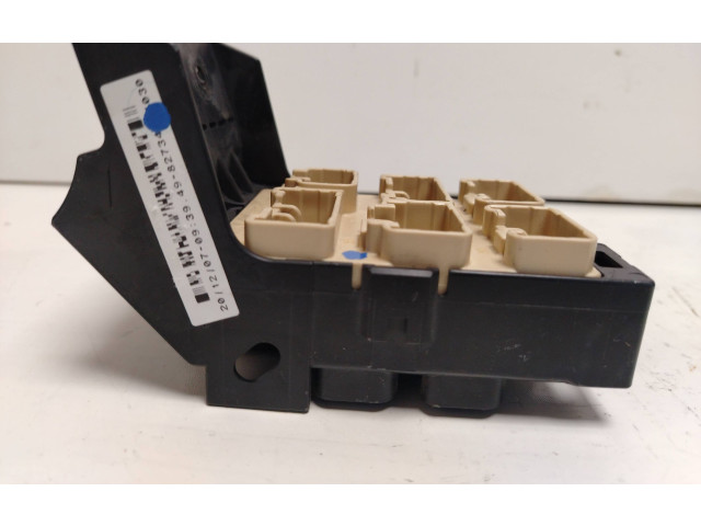 Блок предохранителей 82734   Toyota Corolla Verso AR10    