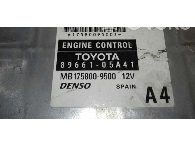 Řídící jednotka 8966105A41 Toyota Avensis T270