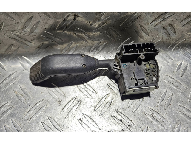 Ручка стеклоочистителей 7700803541   Renault Clio I