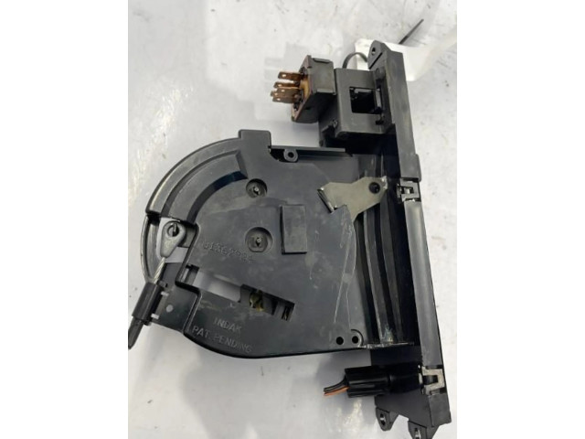 Блок управления климат-контролем    Jeep Cherokee