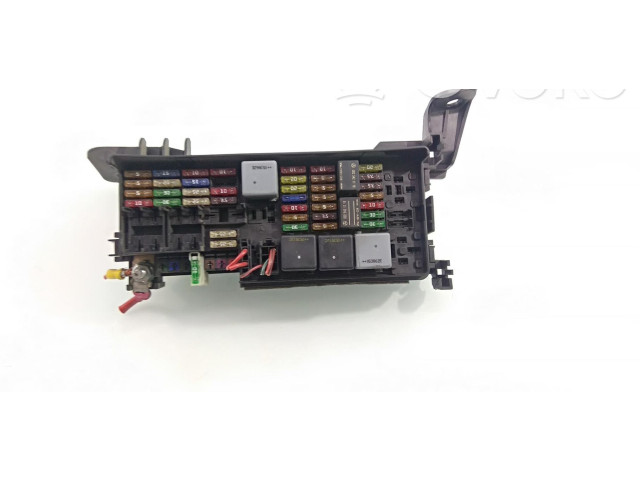 Блок предохранителей A1645400272   Mercedes-Benz ML W164    