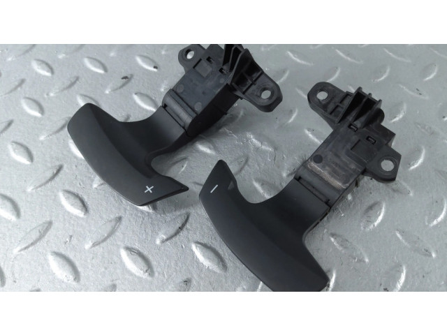 Кнопки рулевого колеса