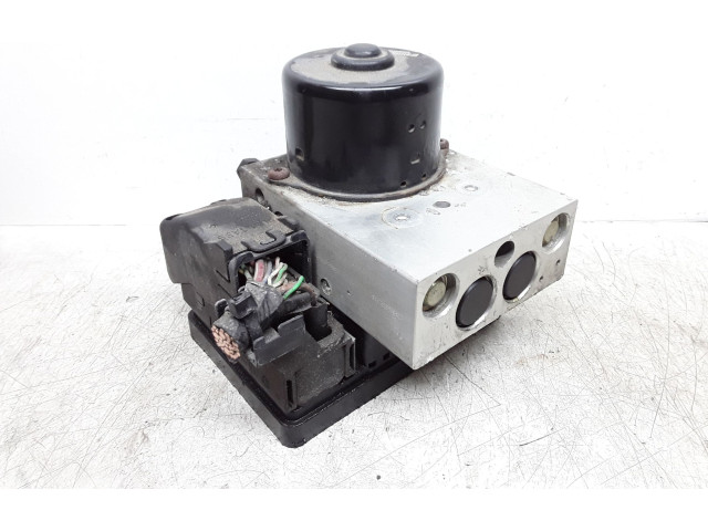 Блок АБС 30643982 Volvo XC90 2003 - 2006 года