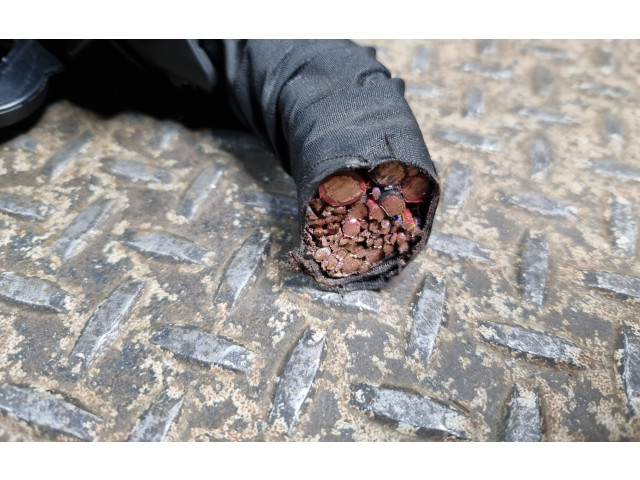 Pojistková skříňka 5Q0907361D Volkswagen Tiguan Allspace 2022