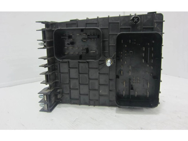 Pojistková skříňka 1K0937124K Seat Toledo III (5P)