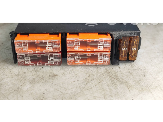 Блок предохранителей 4L0941824, AUPZ030 Audi A1