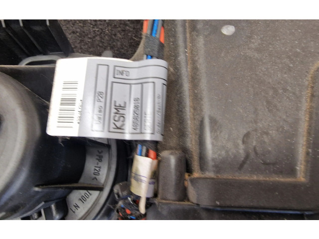 Вентилятор печки    30730697   Volvo XC90