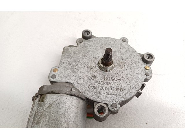 Моторчик заднего дворника 1358011    Volvo 940