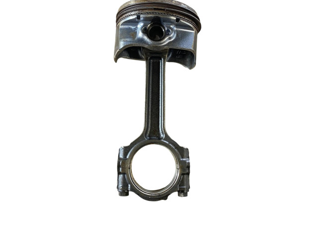  Поршень с шатуном  12656875, 12714549  Chevrolet Camaro  