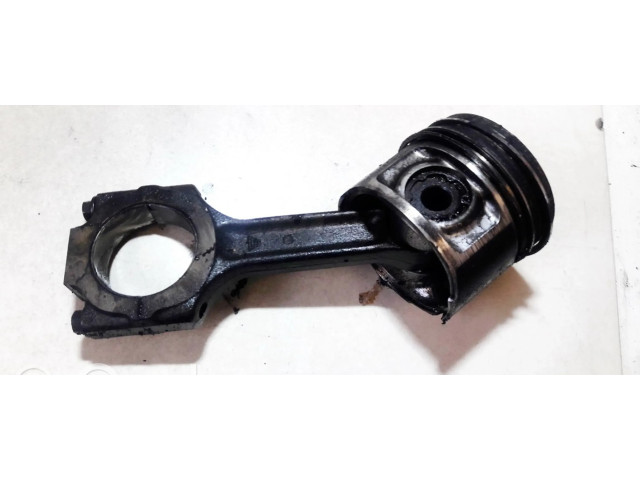  Поршень с шатуном    Alfa Romeo 156 для дизельного двигателя 2.4