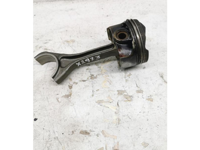  Поршень с шатуном PT204 X2973  Land Rover Range Rover Velar  