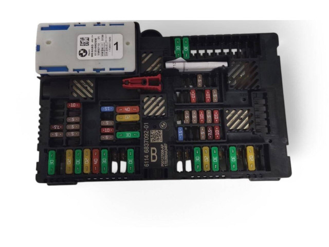 Блок предохранителей 6992956, 61356992956   BMW 5 G30 G31    