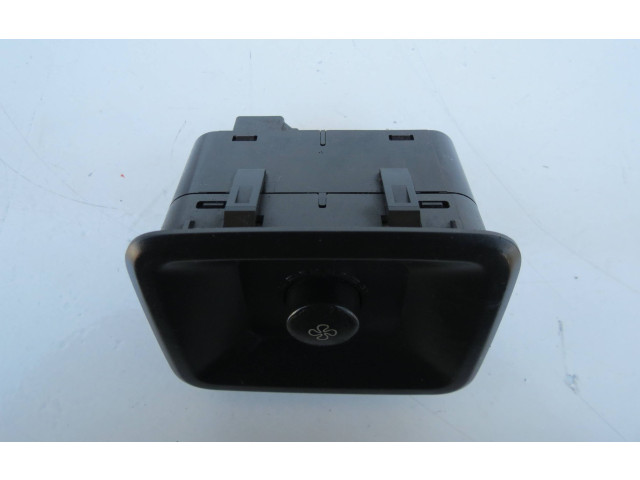 Блок управления климат-контролем 39874280, 05W41T   Volvo XC90