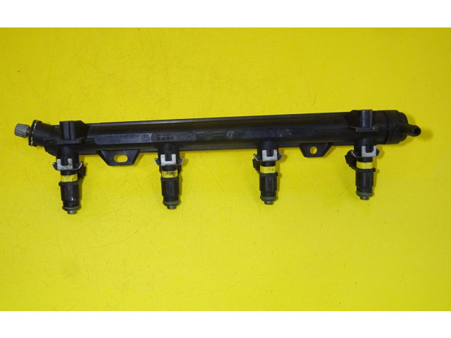 Топливная рампа 036906031AG, 036133320 Skoda Fabia Mk2 (5J)