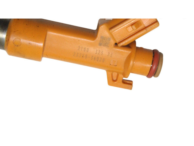 Форсунка 2325036020 Lexus IS III XE30 2AR-FSE