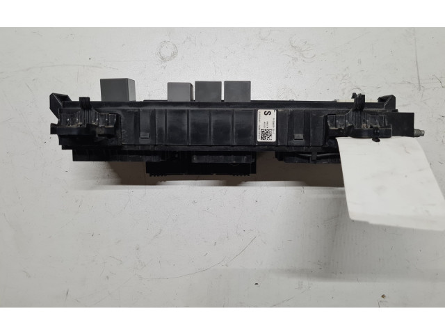 Pojistková skříňka 1034405, 103440500E Tela Model S 2016