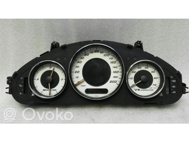 Přístrojová deska Mercedes-Benz CLS AMG C219 2005 A2195402811