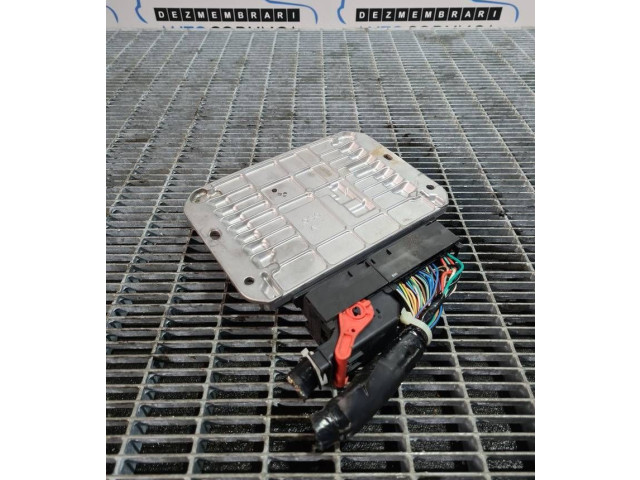 Блок управления двигателя 22611AS600 Subaru Forester SH