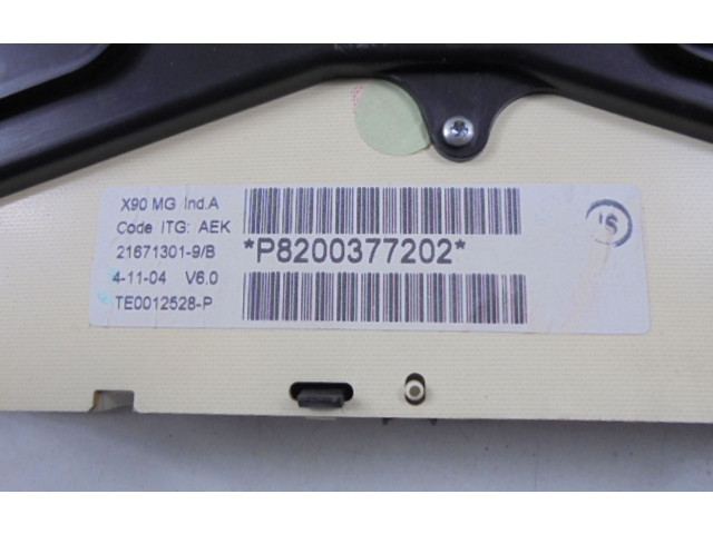 Панель приборов P8200377202, P8200377202 Dacia Logan I