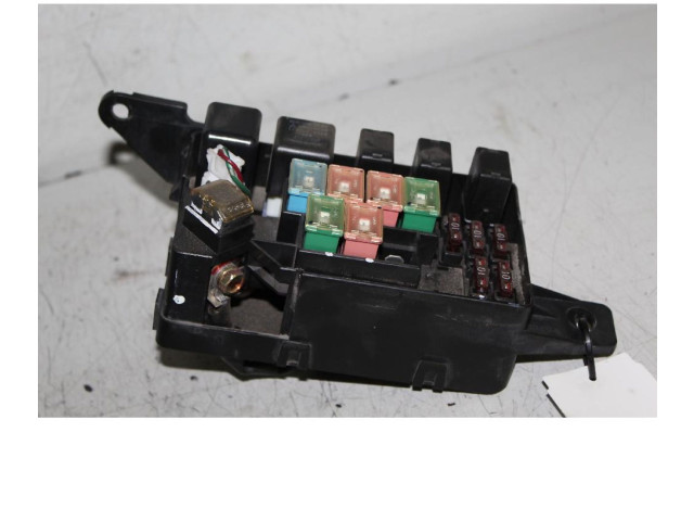 Pojistková skříňka MR522940 Mitsubishi L200 1996