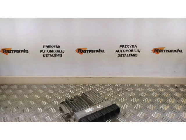 Блок управления двигателя 031673394, 9453517 BMW X3 G01