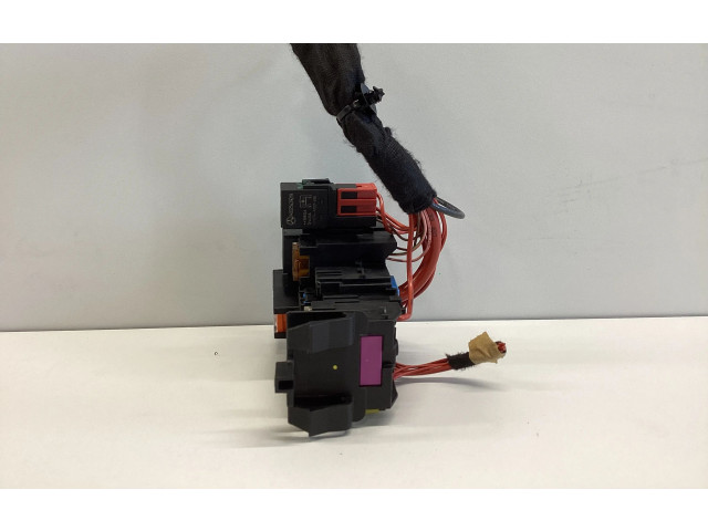 Pojistková skříňka A2229062901 Mercede-Benz S W222 2015