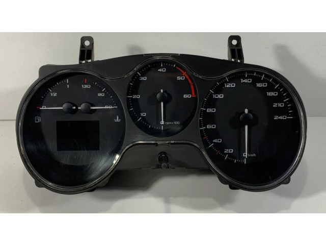 Přístrojová deska  Seat Altea XL 2009 1P0920810F  