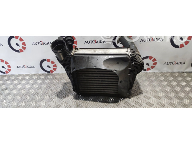 Интеркулер 95B145804B Porsche Macan