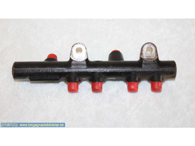 Vstřikovací lišta 1752000Q4B Nissan NV200