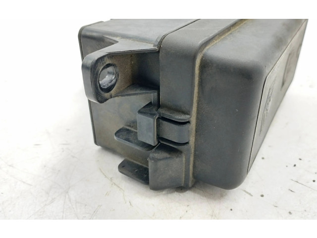 Pojistková skříňka 9213372, 17236010 Mini Cooper Countryman R60 2014