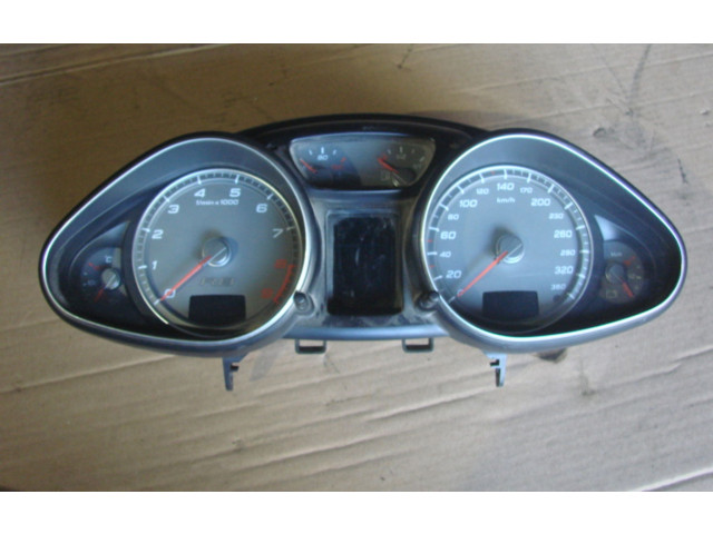 Панель приборов 420920980D   Audi R8 42       