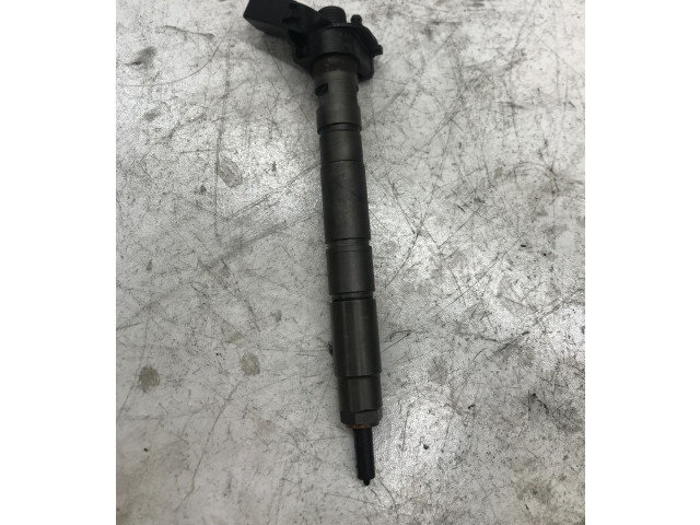 Vstřikovač 059130277q   Audi A6 S6 C6 4F  pro naftový motor 3.0  