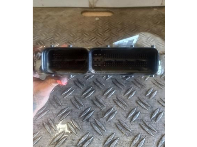 Блок управления двигателем Блок управления 51784559 Fiat Idea