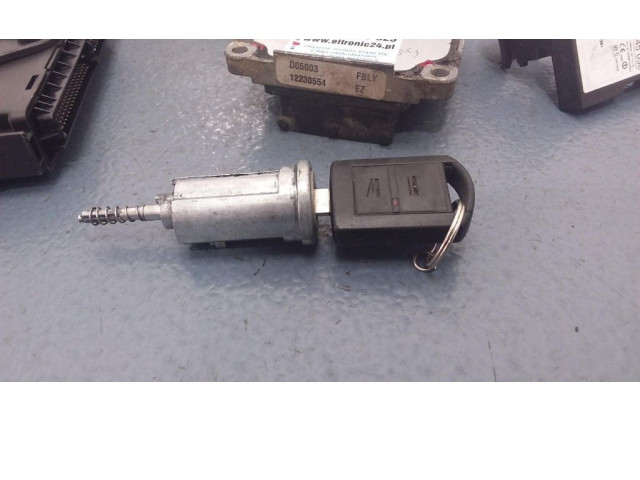 Блок управления двигателем Блок управления 12230554, 12230554   Opel Meriva A