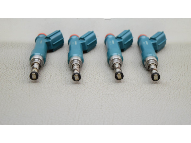 Vstřikovač 2325037021 Toyota Prius (XW30) 2ZR-FXE