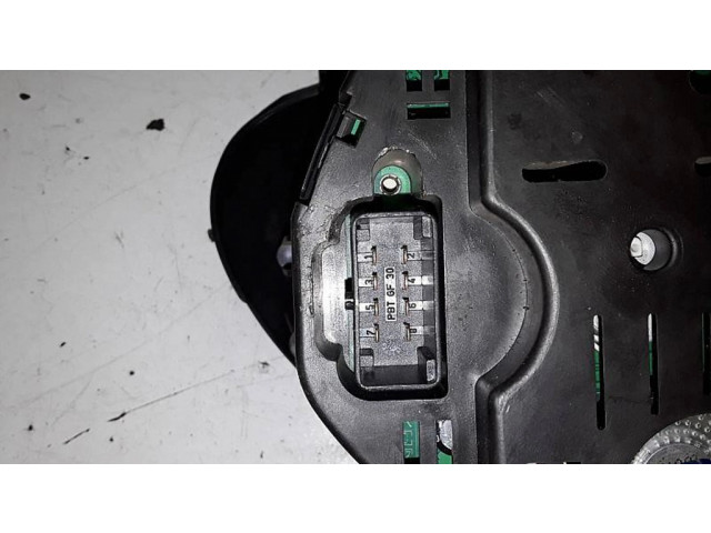 Панель приборов 110080104010A   Seat Ibiza III (6L)       