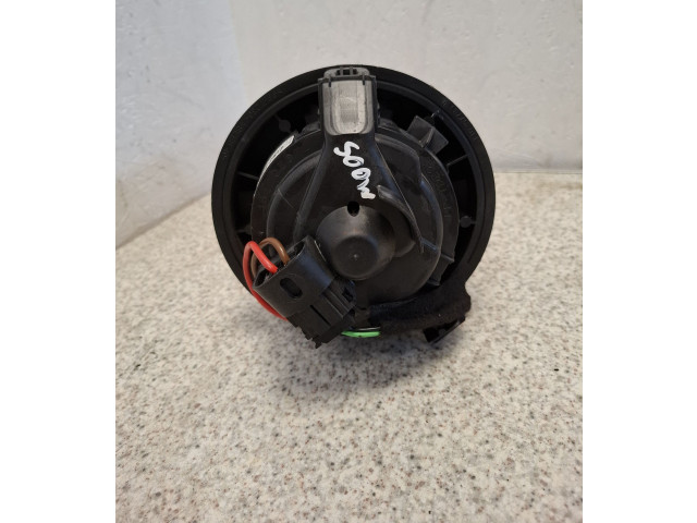 Вентилятор печки 779878802 BMW 3 E90 E91