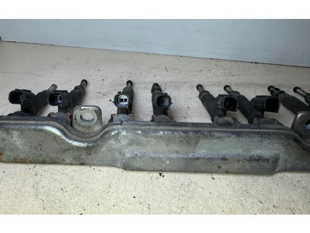 Vstřikovač 2140824, 2104484 Nissan Juke I F15 HR16DE