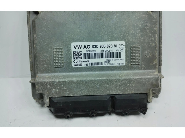 Блок управления двигателем ECU Skoda Fabia Mk2 (5J)