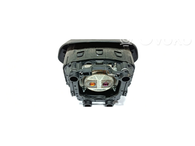 Подушка безопасности водителя    Alfa Romeo Giulietta