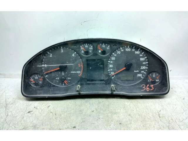 Панель приборов 4B0919880X   Audi A6 S6 C5 4B       