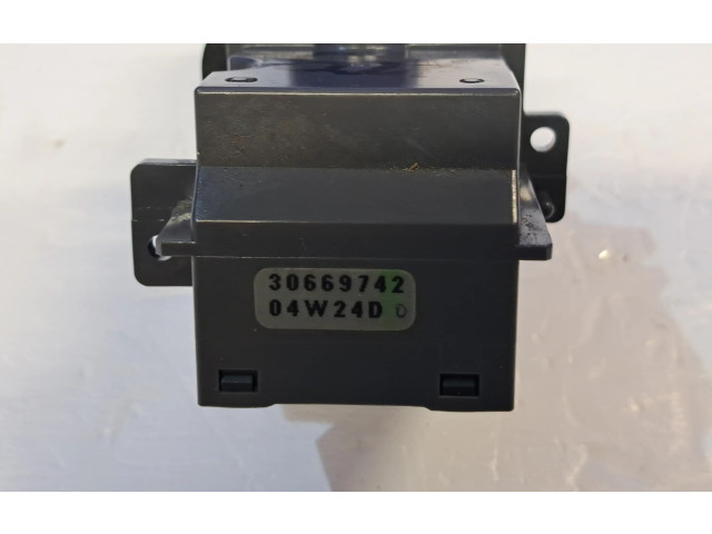 Ручка стеклоочистителей 30669742   Volvo XC90