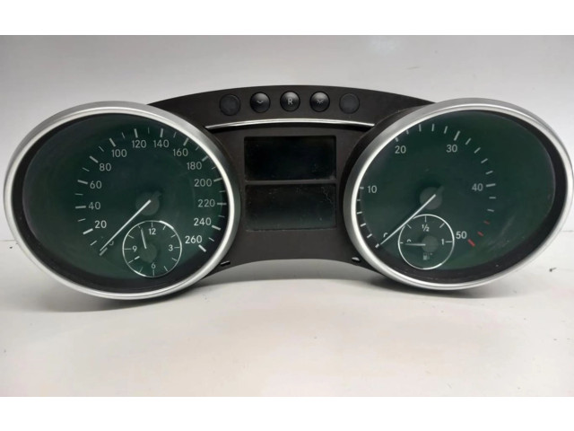 Панель приборов A1645400711 Mercedes-Benz ML W164