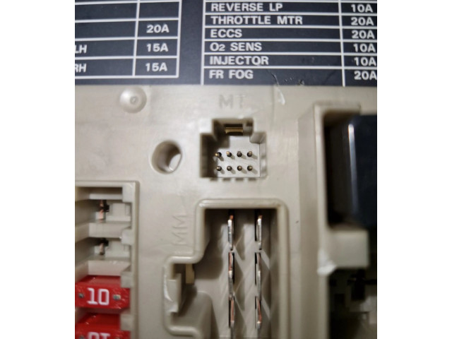 Pojistková skříňka 284B7AX61A Nissan Note (E11) 2010